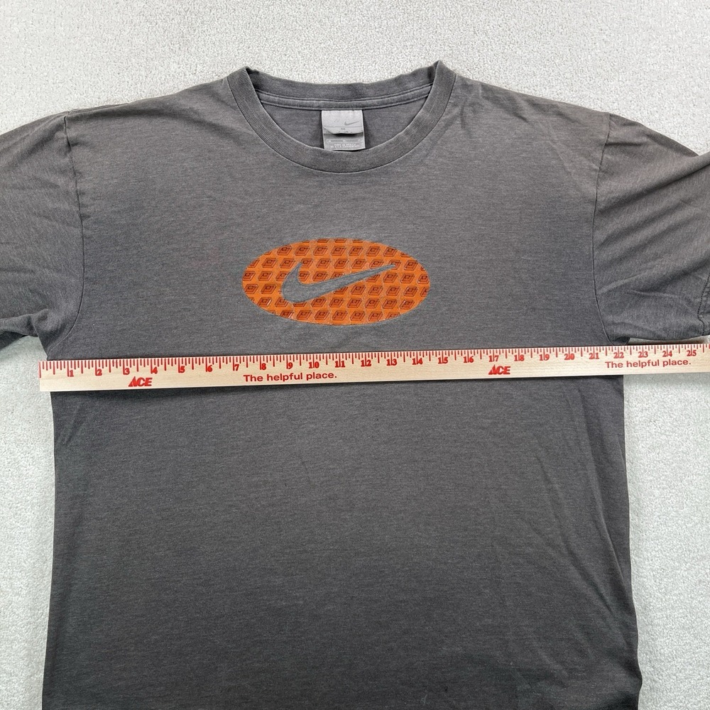Vintage 2001 Nike Center Swoosh Tshirt - Paper Thin Sundfaded Gray Men's M y2k - Picture 7 of 9